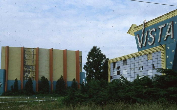 Vista Drive-In Theatre - Vista 1978-1 Rg